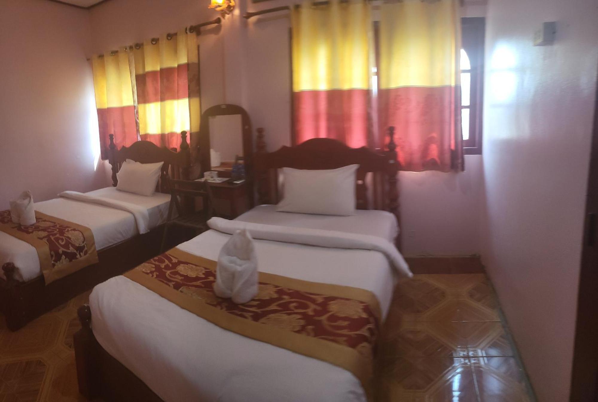 Vang Vieng Chanthala Hotel 1 Dış mekan fotoğraf