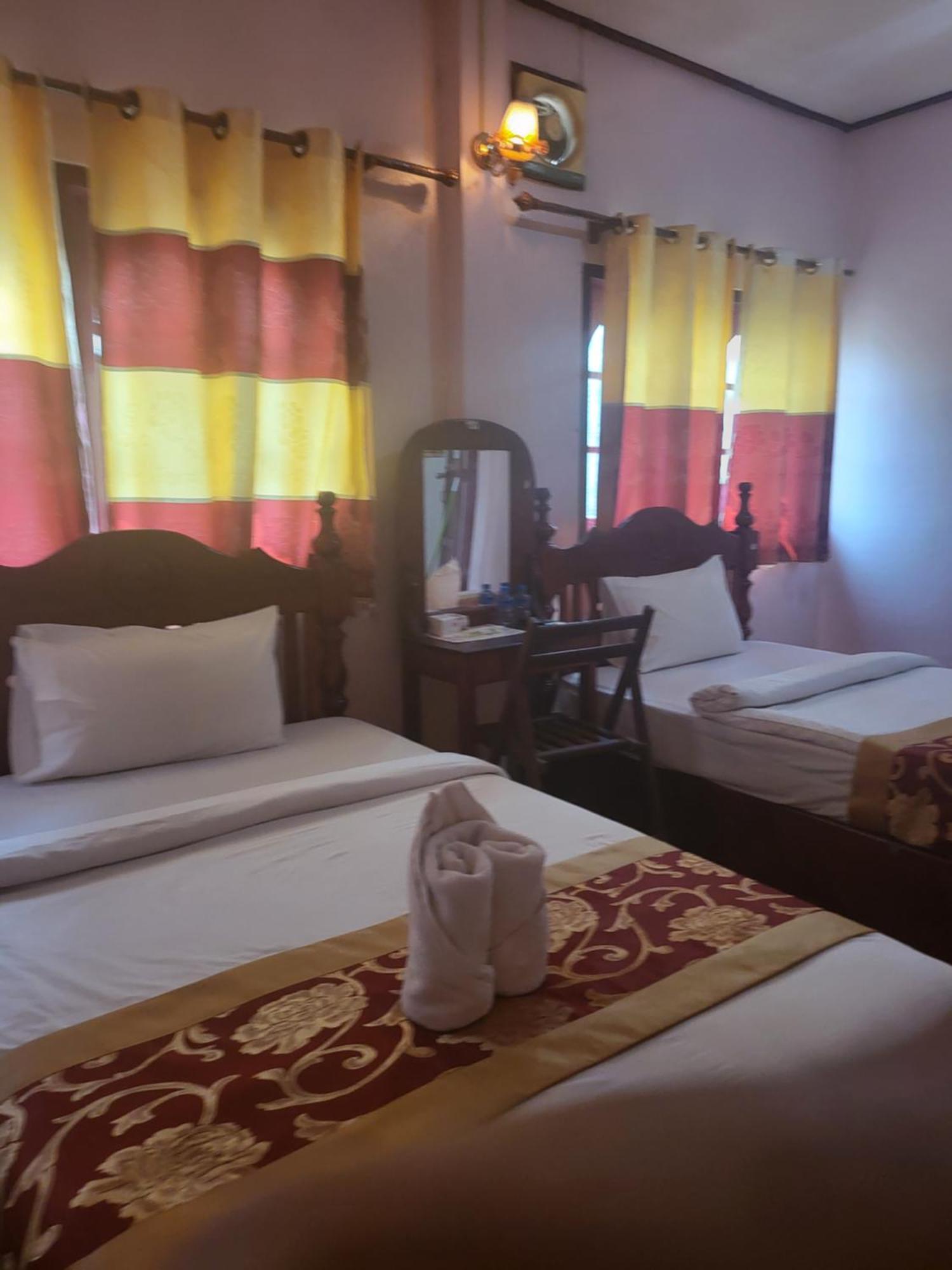 Vang Vieng Chanthala Hotel 1 Dış mekan fotoğraf