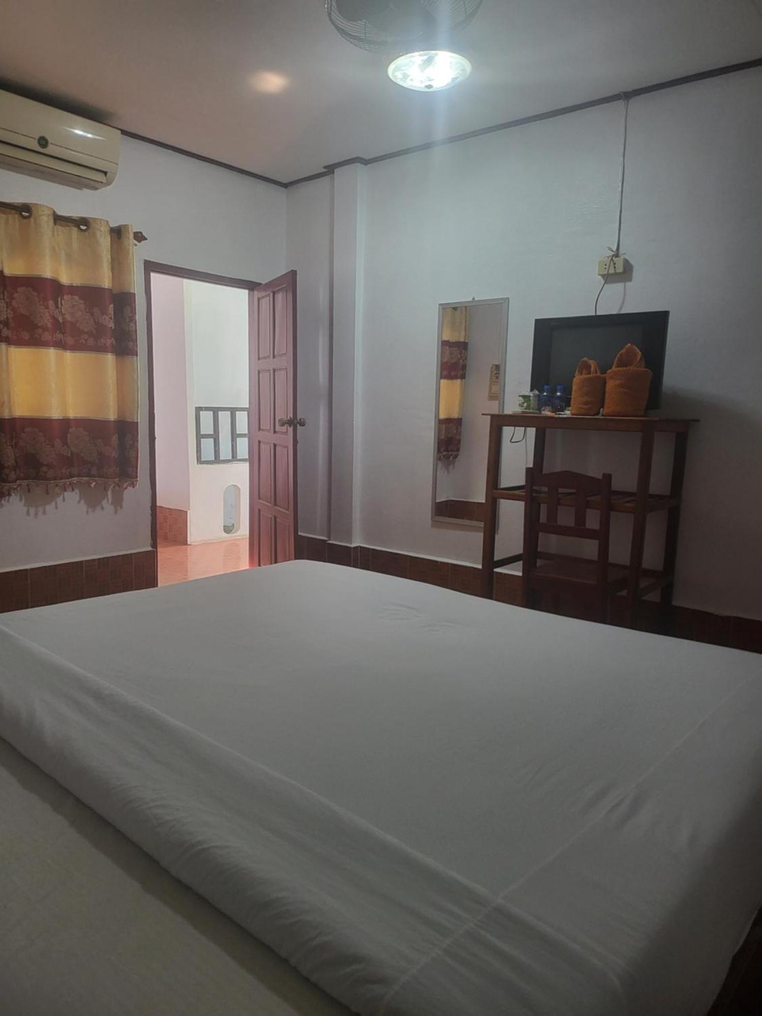 Vang Vieng Chanthala Hotel 1 Dış mekan fotoğraf