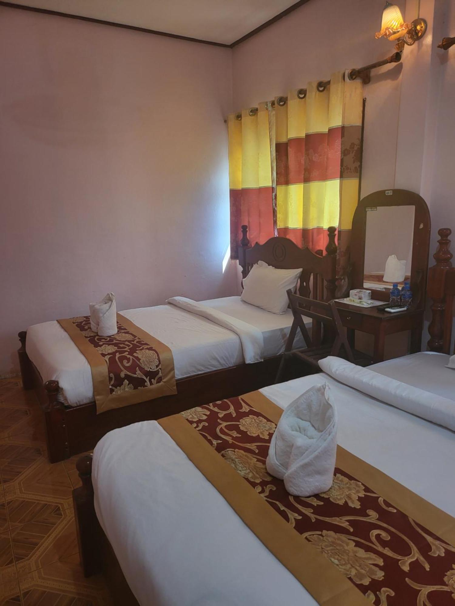 Vang Vieng Chanthala Hotel 1 Dış mekan fotoğraf