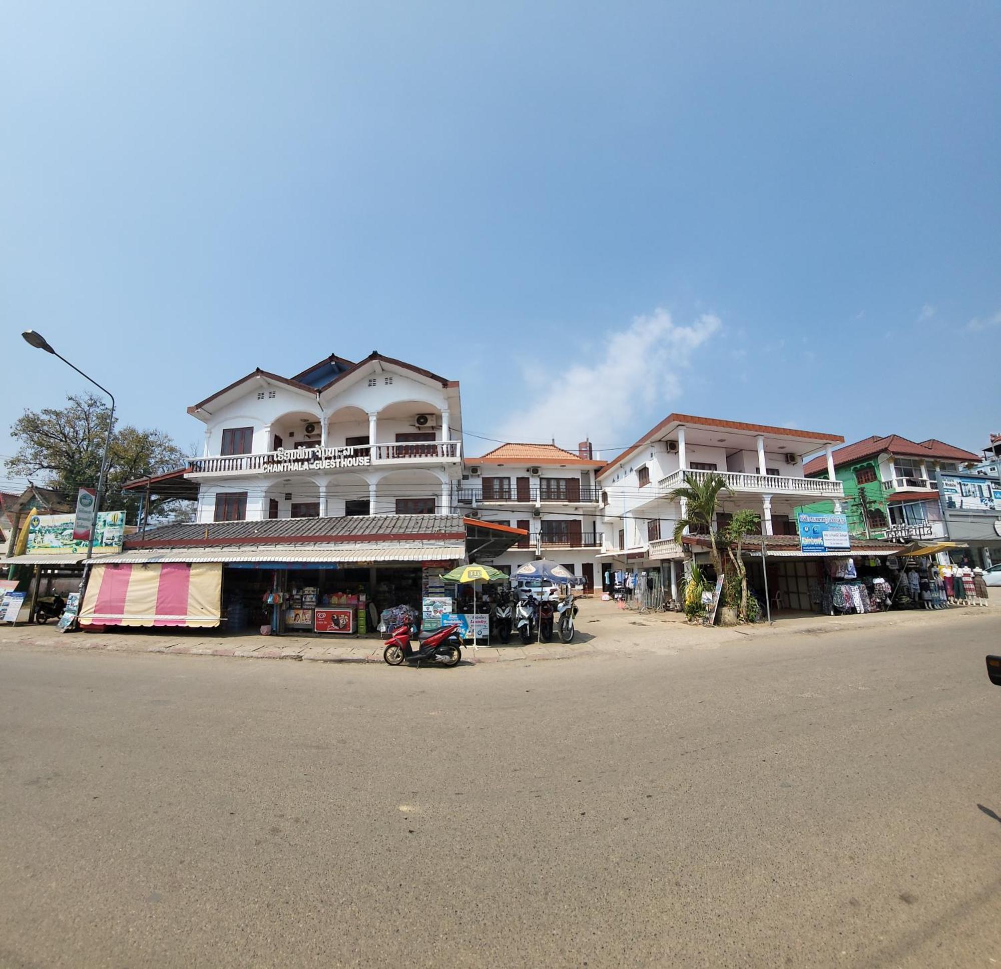 Vang Vieng Chanthala Hotel 1 Dış mekan fotoğraf